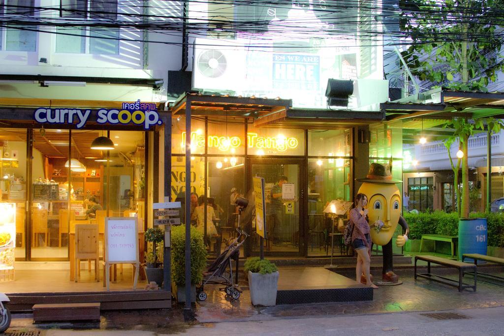 The Nimman13 Guesthouse Chiang Mai Zewnętrze zdjęcie