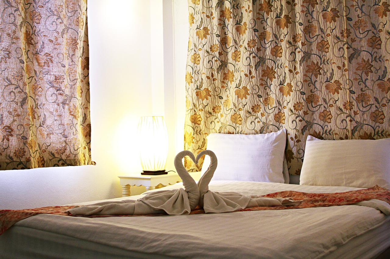 The Nimman13 Guesthouse Chiang Mai Zewnętrze zdjęcie