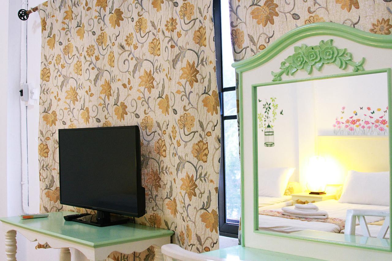 The Nimman13 Guesthouse Chiang Mai Zewnętrze zdjęcie